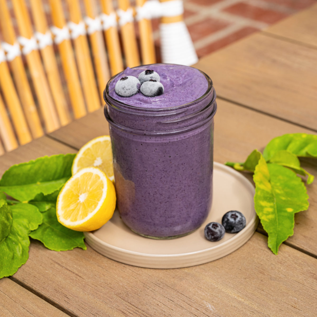 Anti-Inflammatory Lemon-Blueberry Smoothie